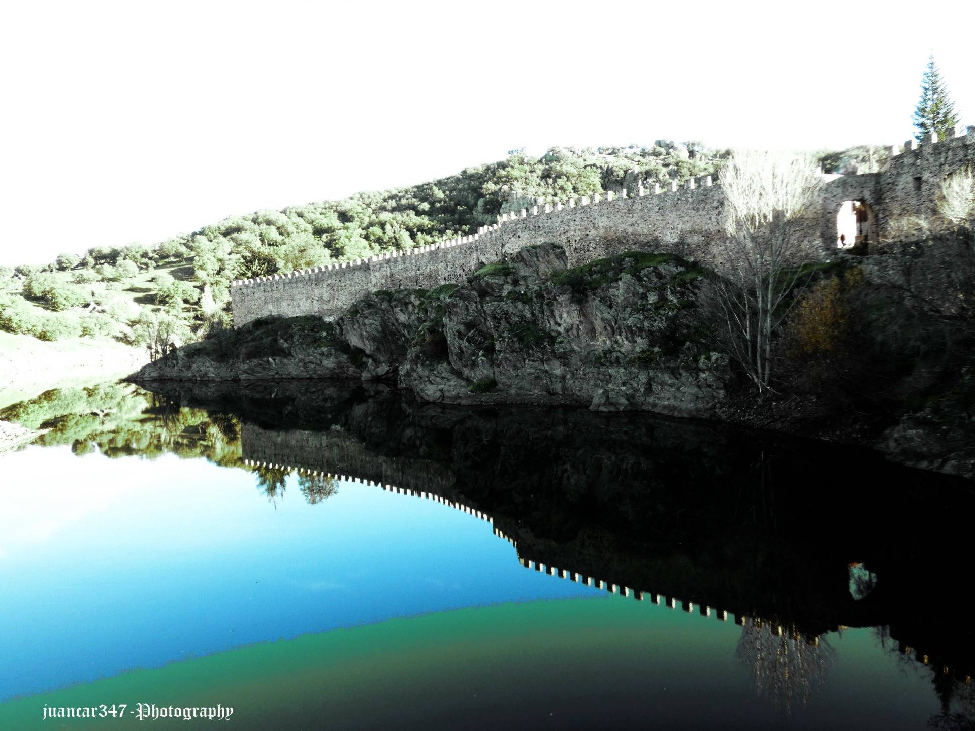 Lozoya River: a mirror