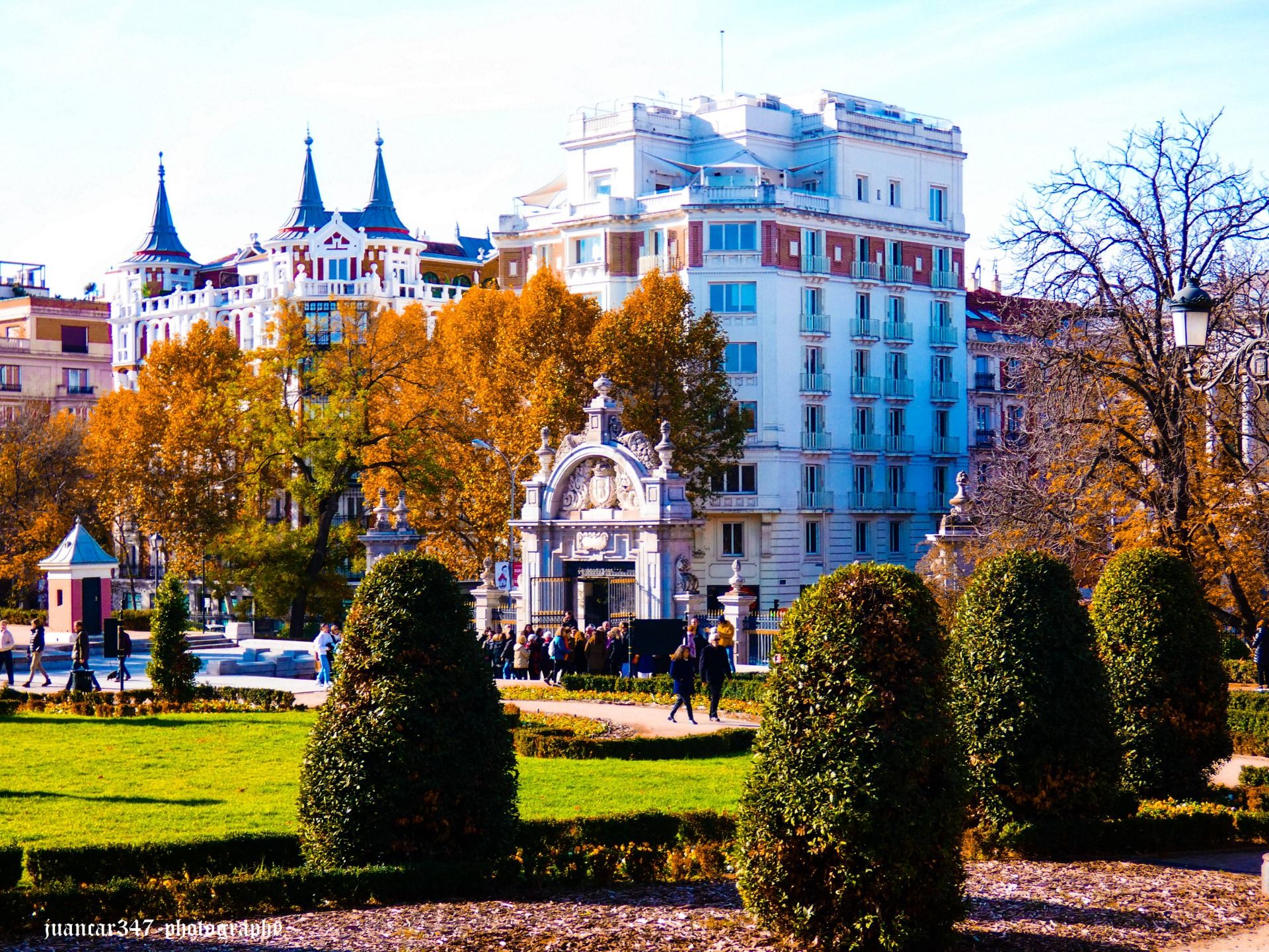 A fantastic mansion in Madrid