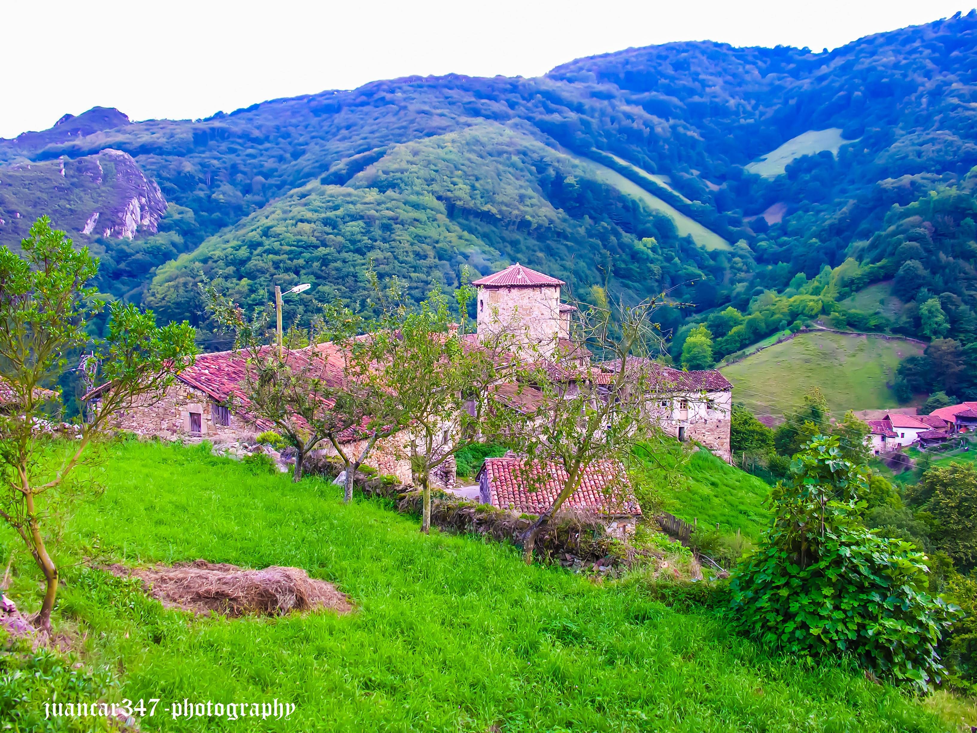 Bandujo: The Medieval Labyrinth of Natural Paradise