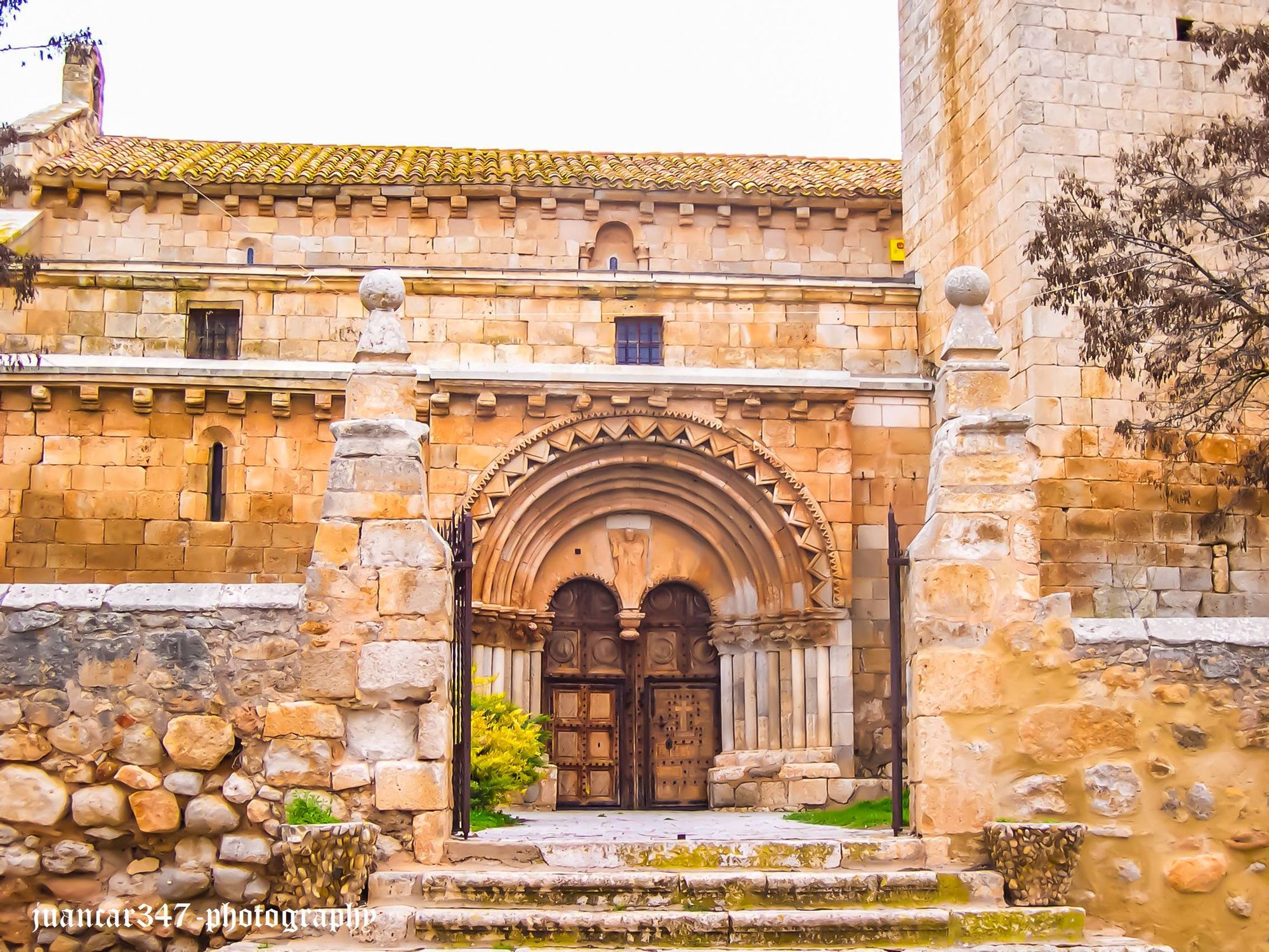 Caltójar and the Land of Berlanga: Romanesque, Legend, and Border Roads