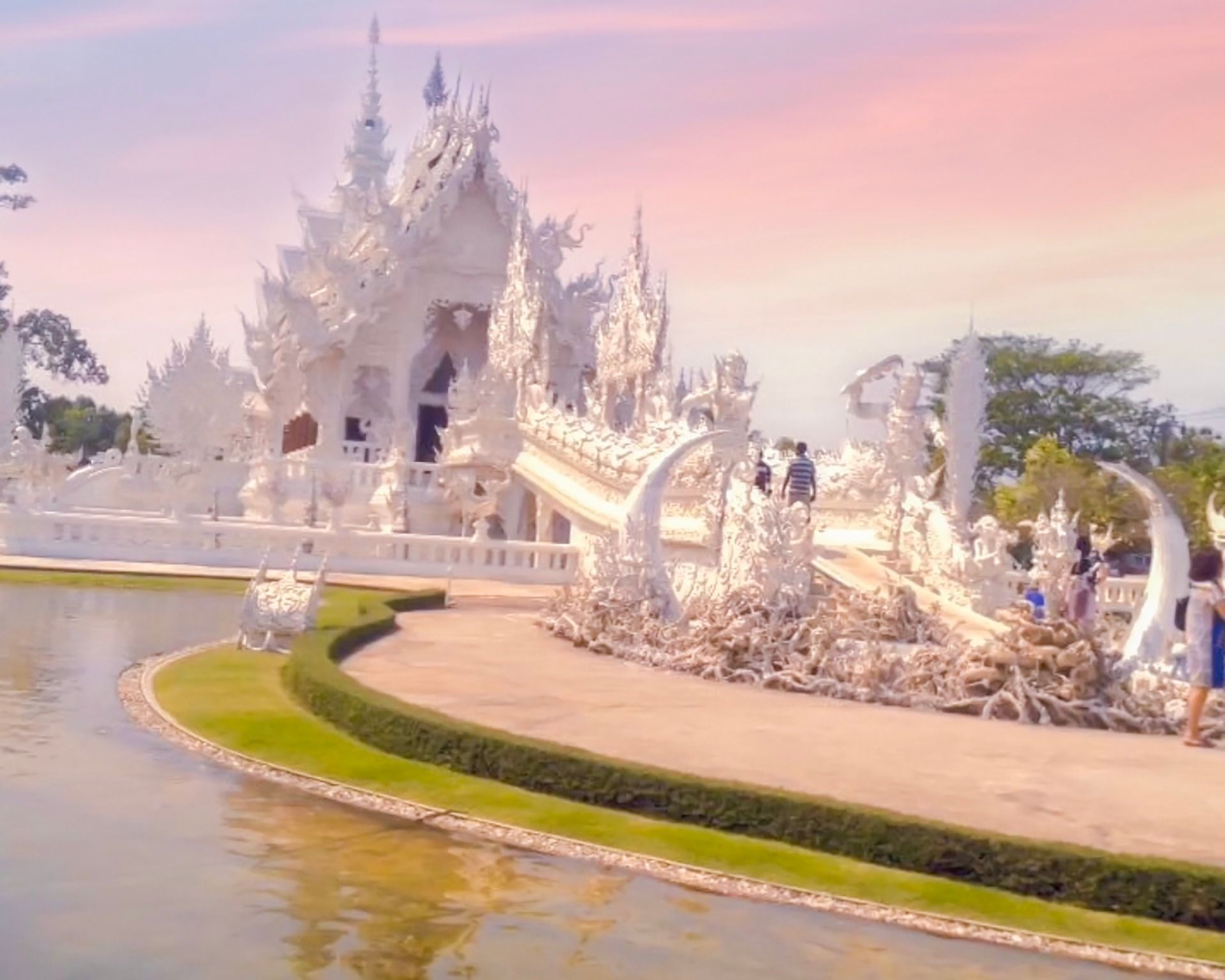 whitetemple-5.jpg