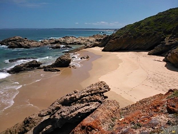 One of numerous epic little beach coves, strung like pearls on a thread all along this part of the shoreline.
