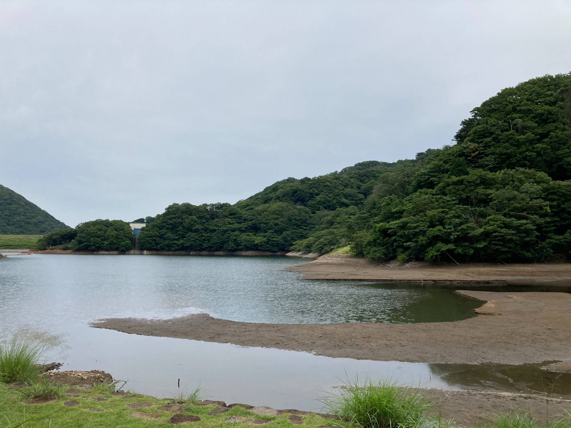 Walking around Matsukawa and Ippeki Lakes in the Izu Peninsula, Japan.