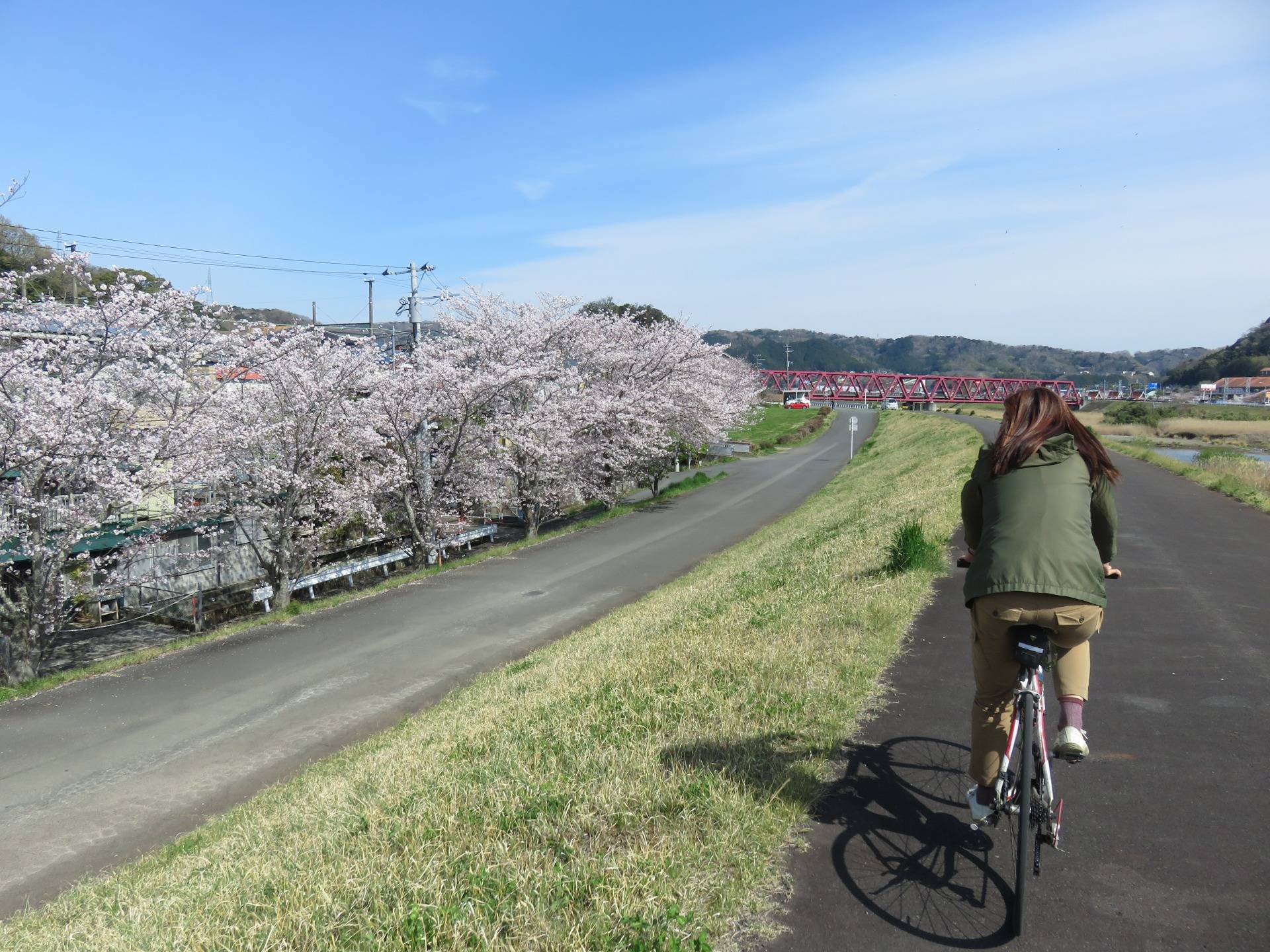 Cycling through Ohito.