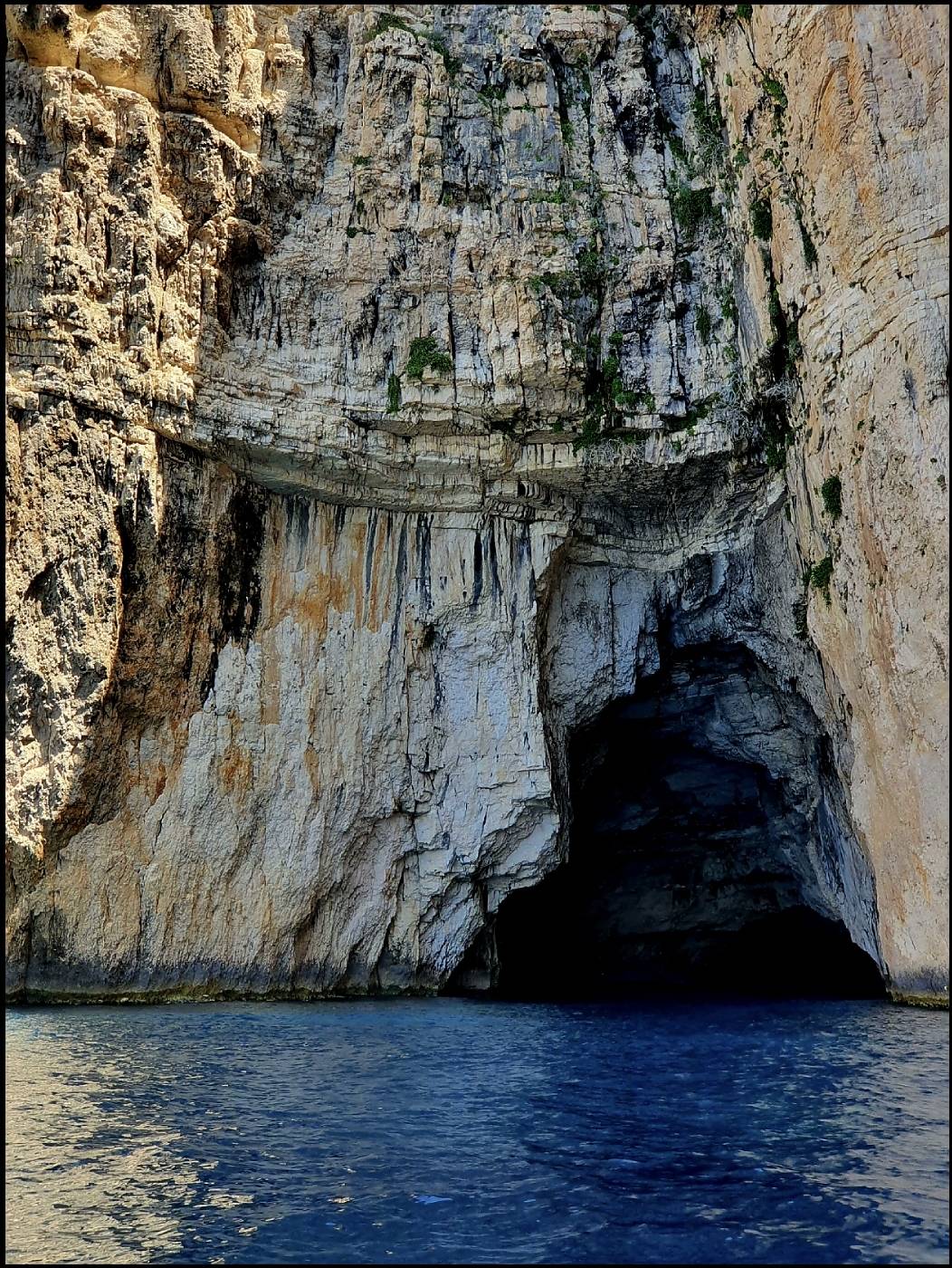Sailing the caves of Paxos
