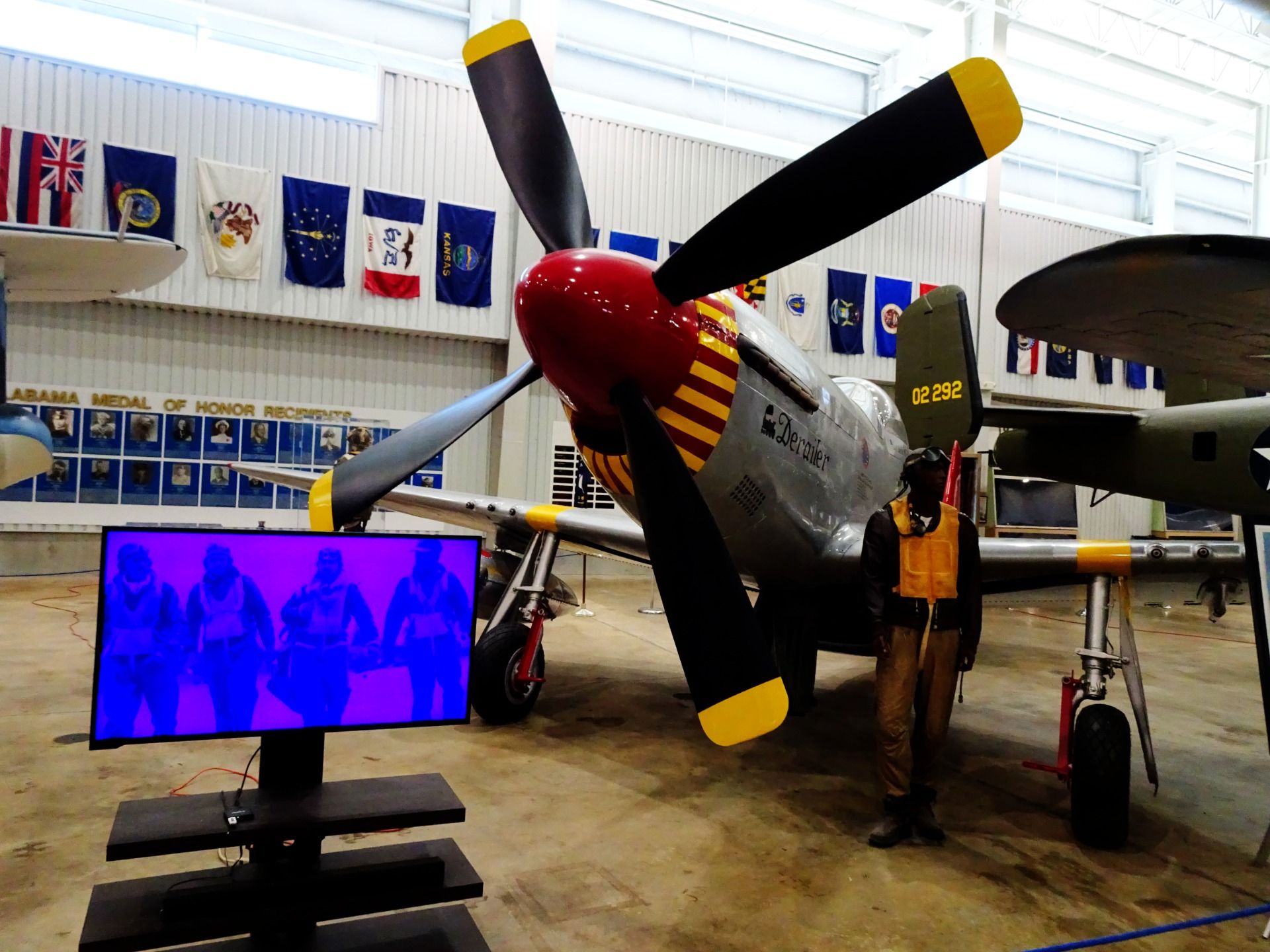Old airplanes, modern explainings