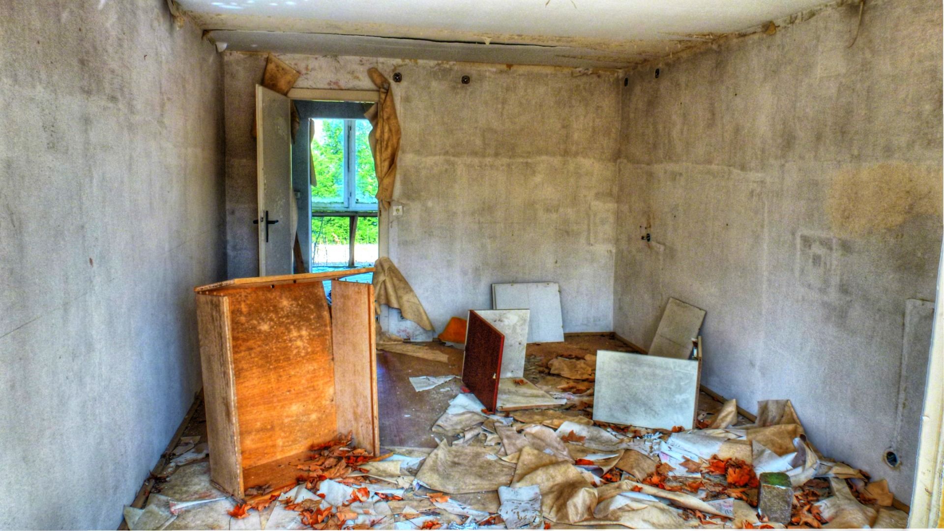 Some of the furniture are still here