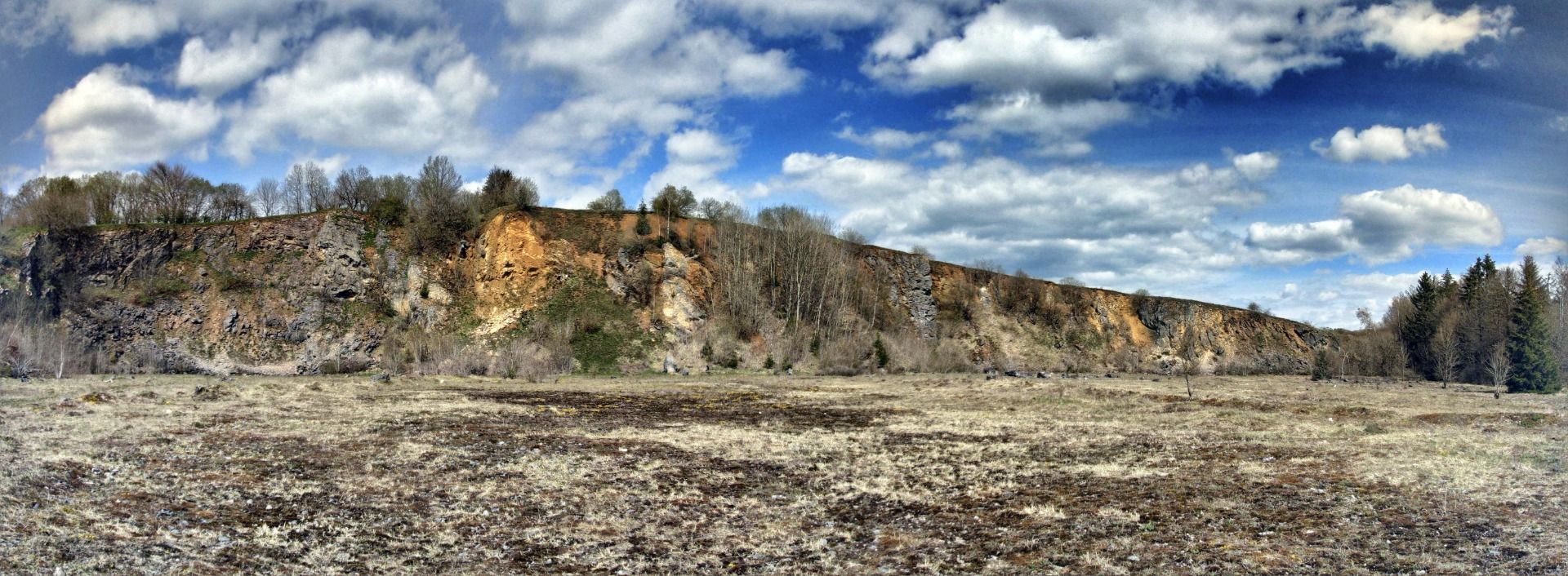 The surrounding - not the Grand Canyon. A place made by men