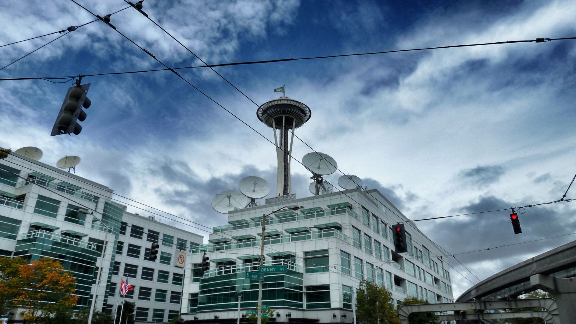 Space Needle: The tower to touch the sky