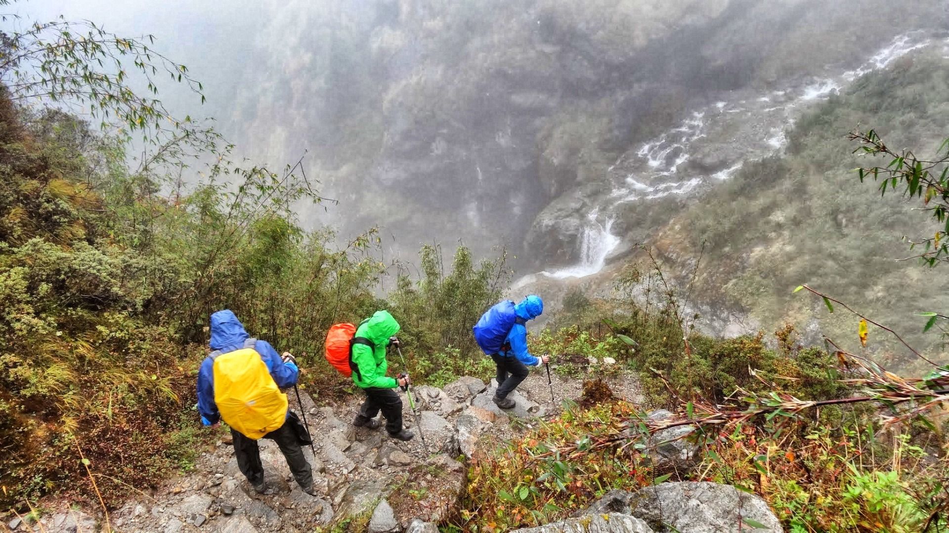 The canyons are deep here.