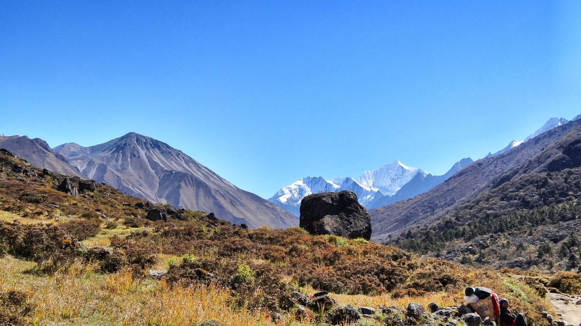 And the sky is so wide.