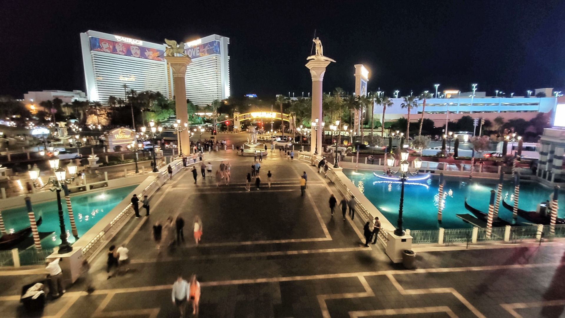 Las Vegas: Glanz und Gloria des falschen Glücks