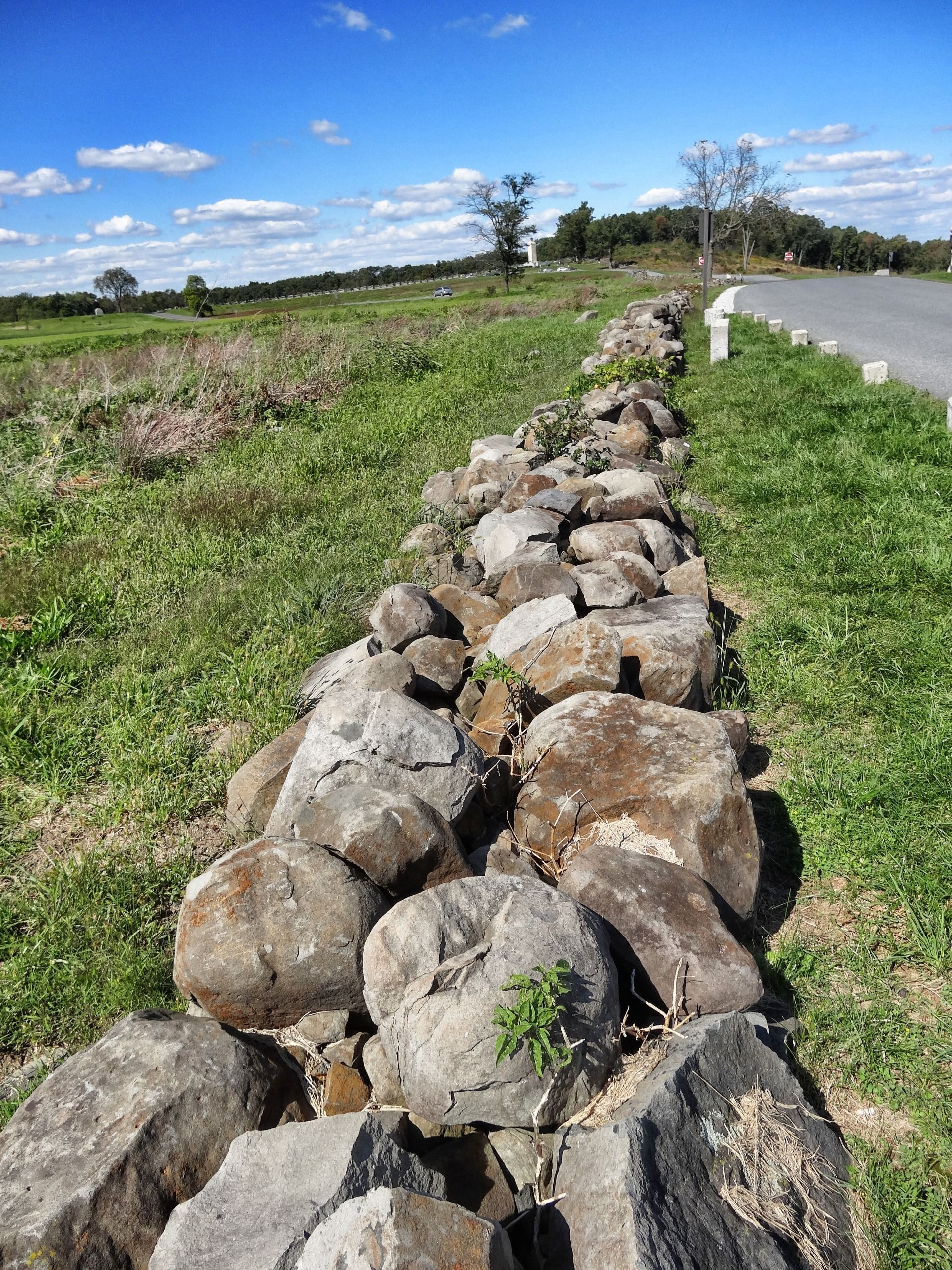 A small wall to protect lives