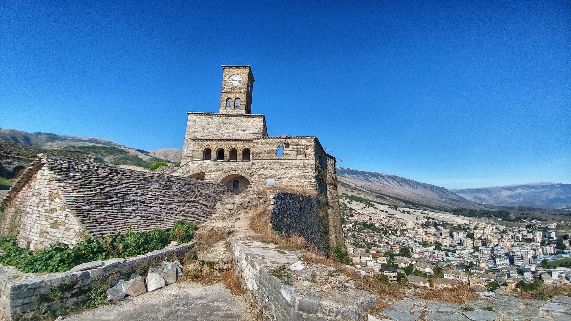 The castle and the town