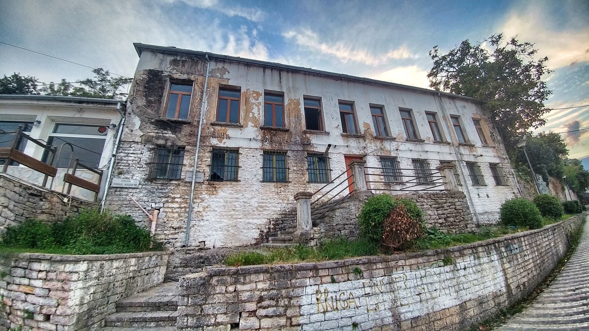 Some houses are waiting for renovation