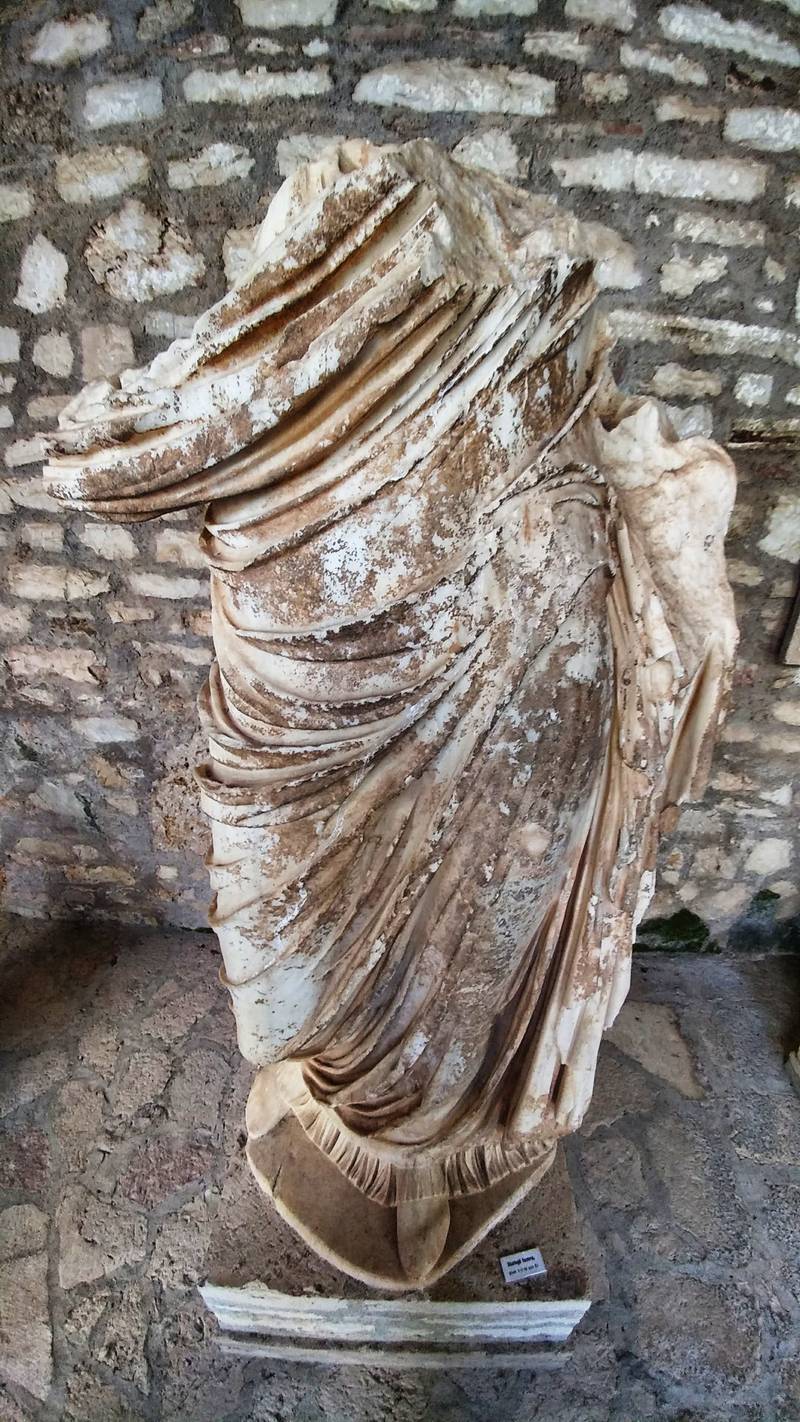 A roman statue