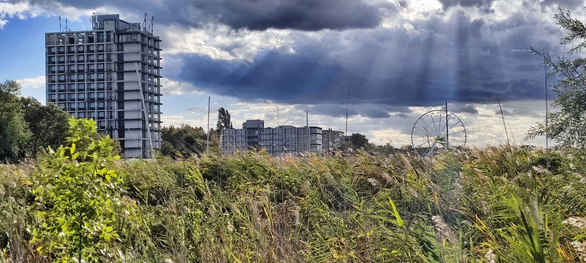 The hotel row along the beach