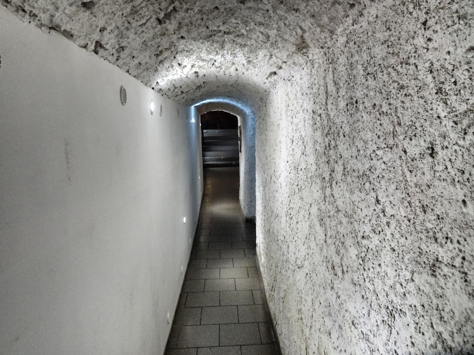 Under the city a many deep tunnels
