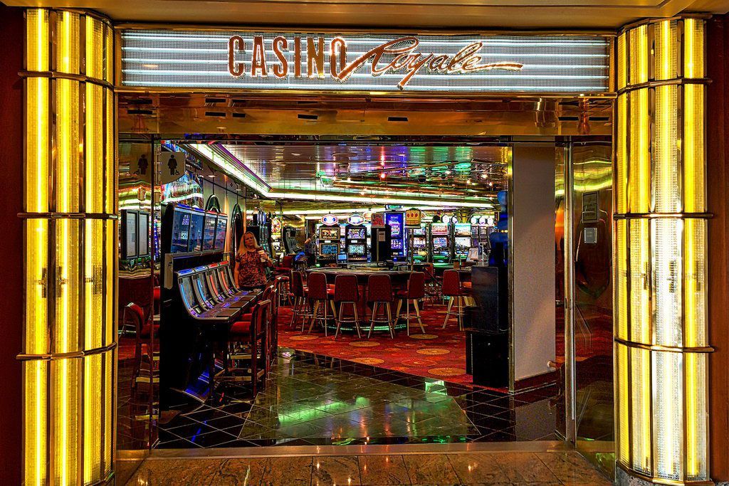 Enchantment of the Seas. Casino. 