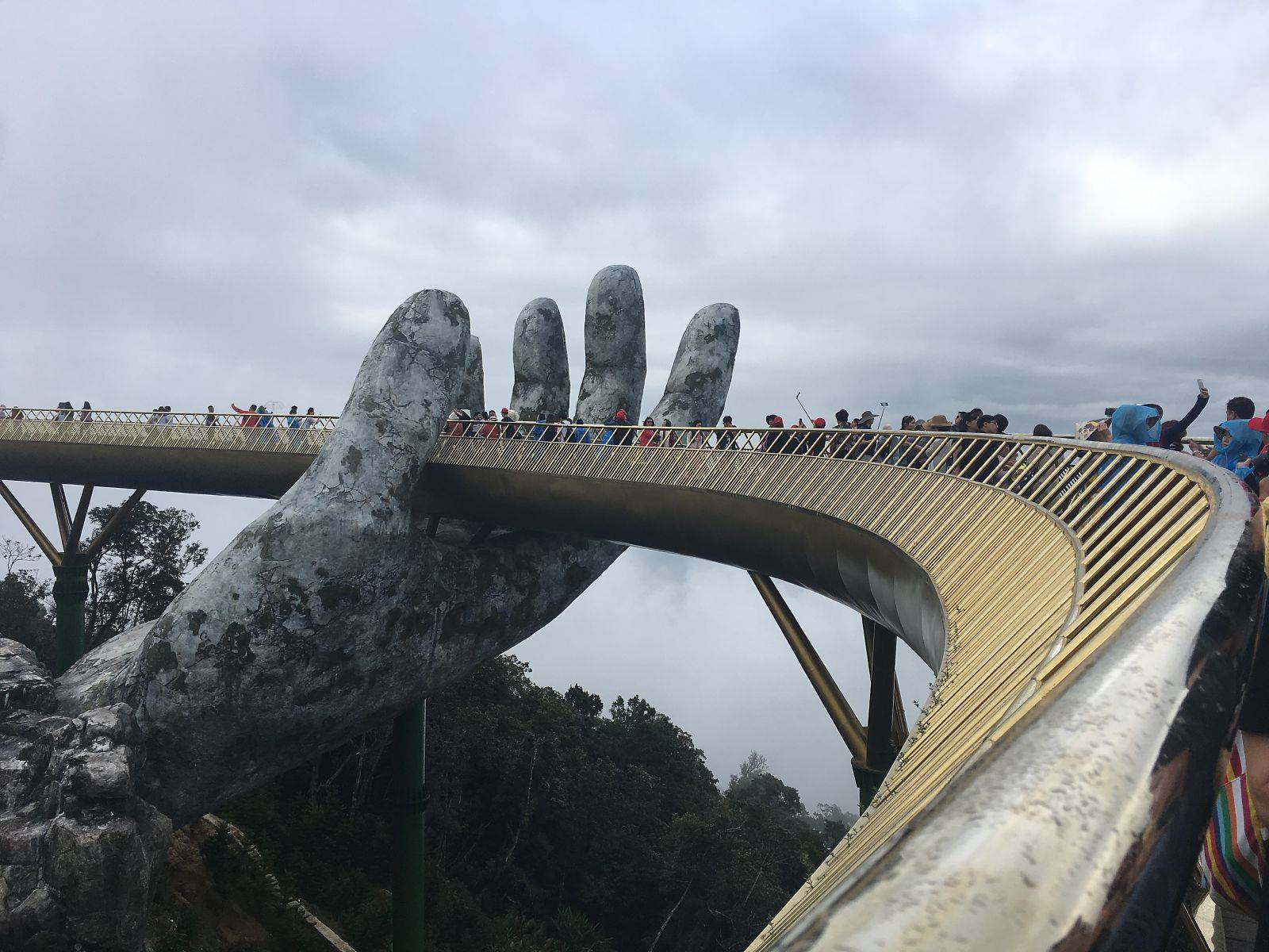 Golden Bridge "In the Hands of God", Ba Na Hills Park, Danang, Vietnam