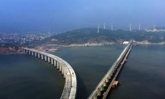 The world's longest bridge across the strait.