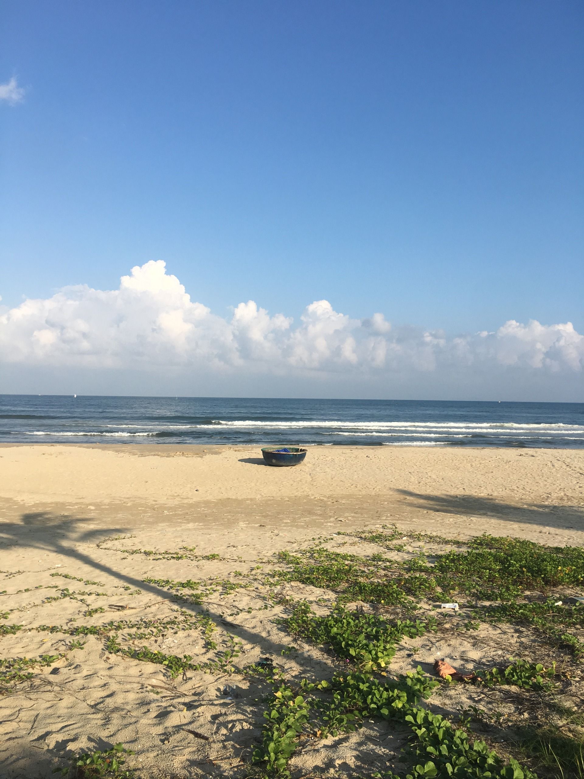 Danang. Vietnamese round boats (thúng chài)