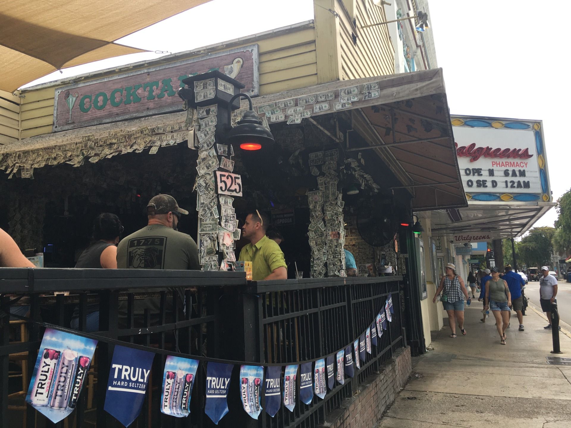 Willie T's restaurant and bar on Key West.