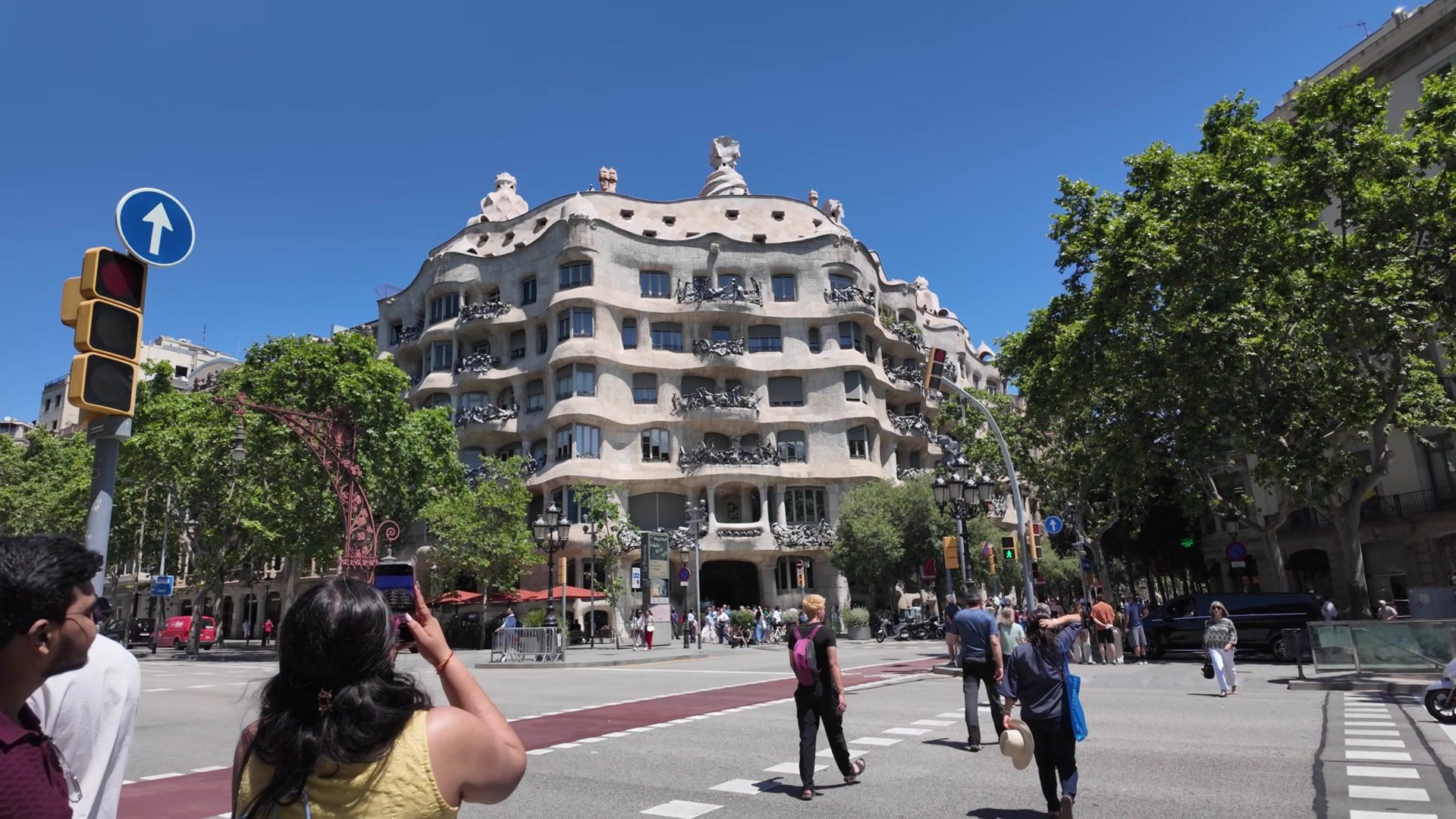 A Short Barcelona Tour on Passeig de Gràcia