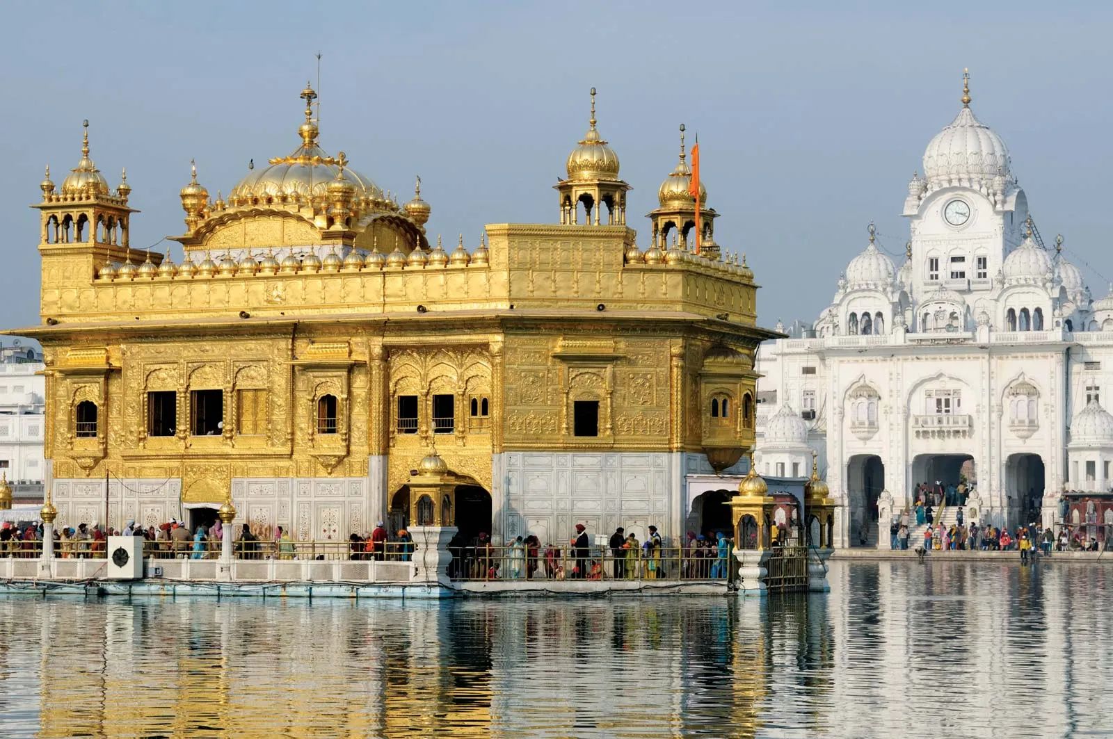 My Amritsar Journey: From Soulful Darshan to Stress-Free Stays with CheQin.ai
