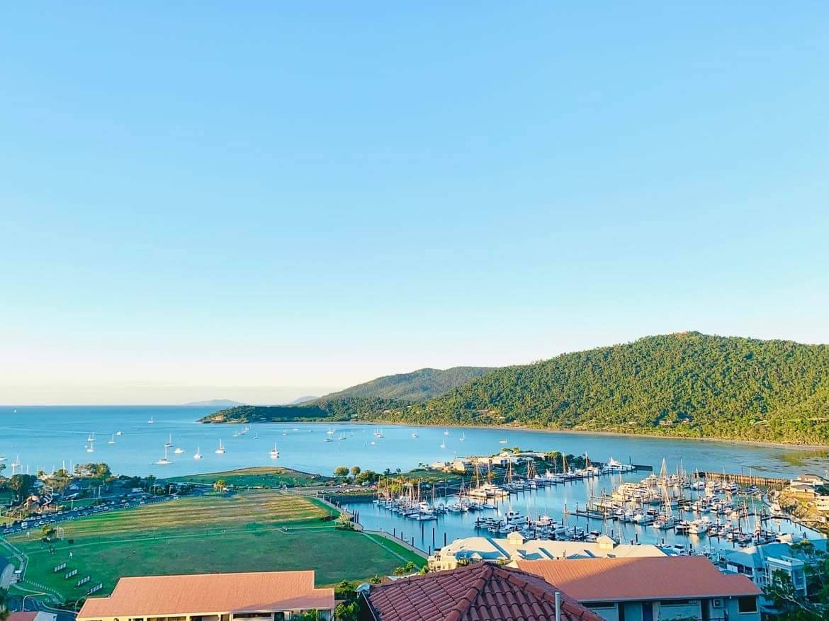 We stayed at the Martinque Resort in Airlie Beach, and this was the view we would wake upto each morning. Unbelievable.