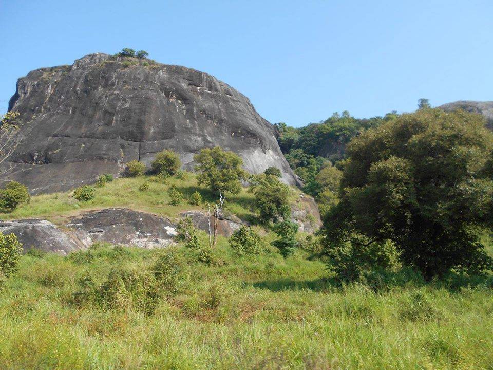 Special memories of climbing Mount Danigala in unique shape in Sri Lanka.