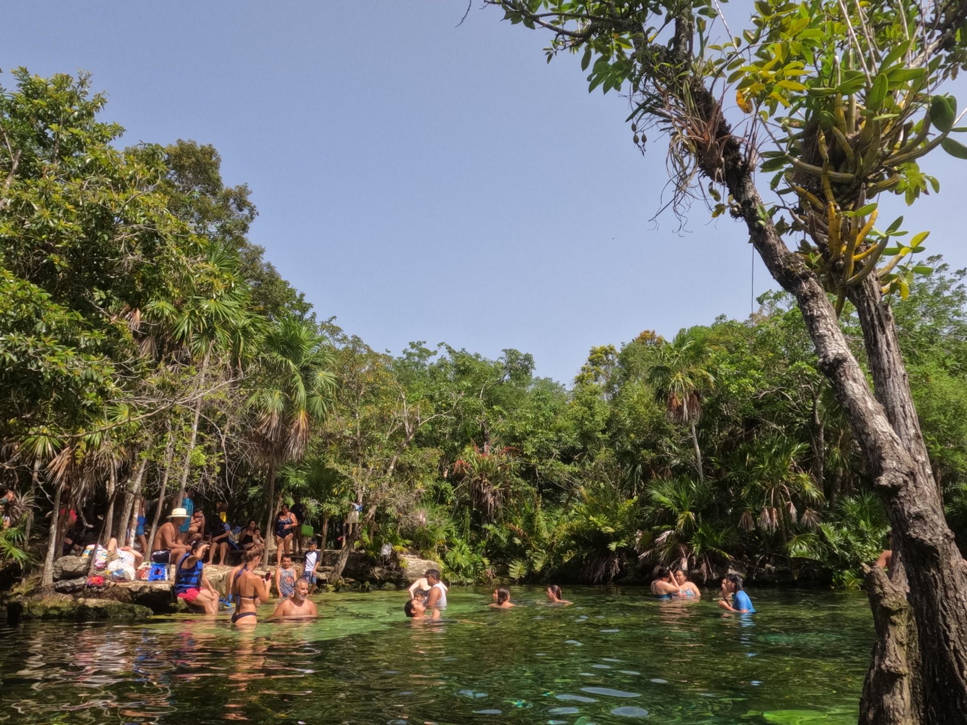 Sunday is the busiest day because a lot of locals will take advantage of their day off. Other days are much more quiet. But we never had the feeling of it being over crowded.