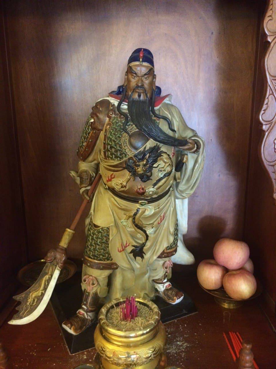 Guan Yu, the guardian deity of safety and prosperity.