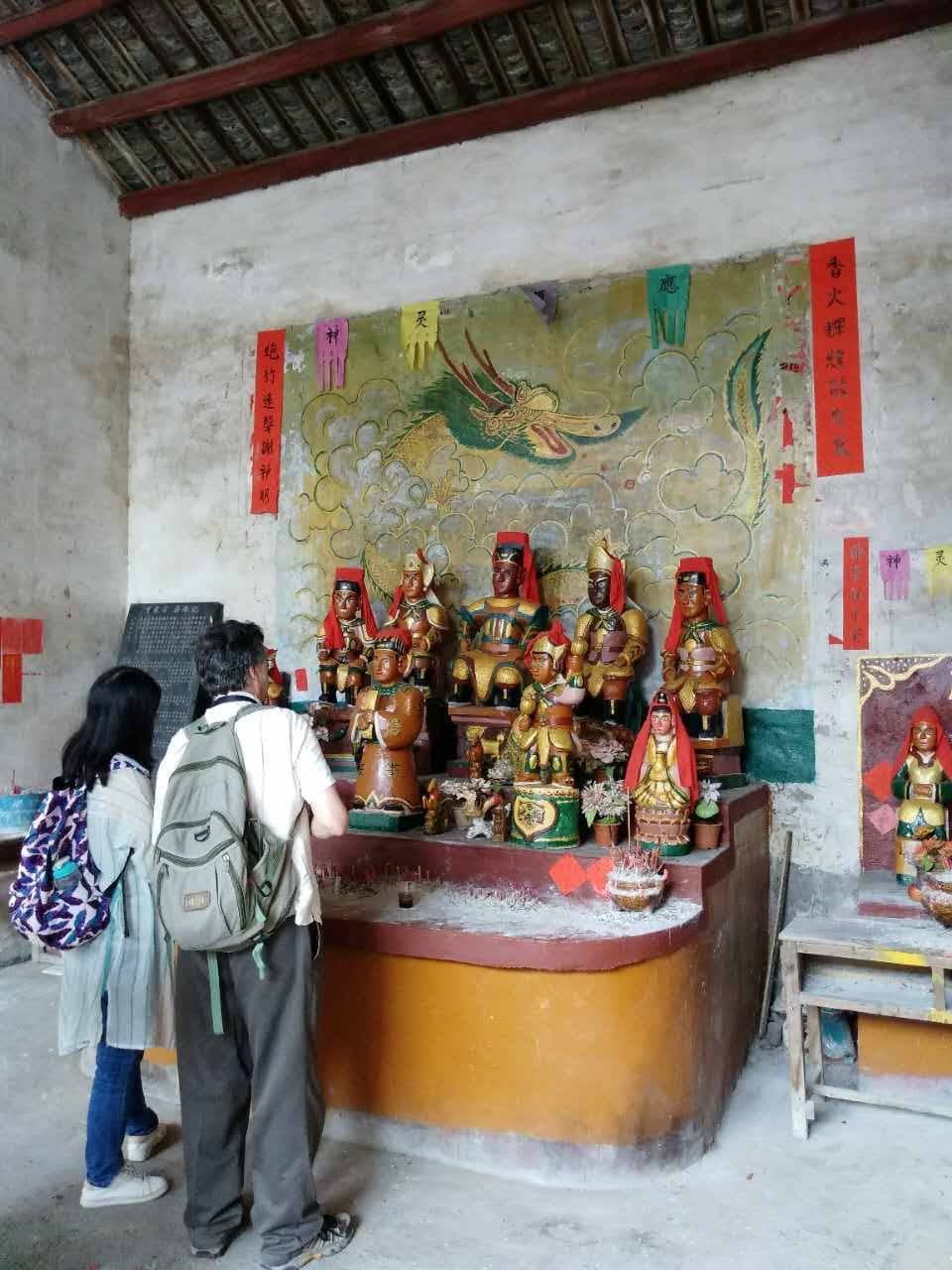 They worship some local deities in the village. Is it Daoism? I could not figure out what religion they believe in this village. Please let me know if anyone knows what kind of religion is this. 😉