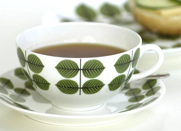 A set of tea cup designed by Stig Lindberg