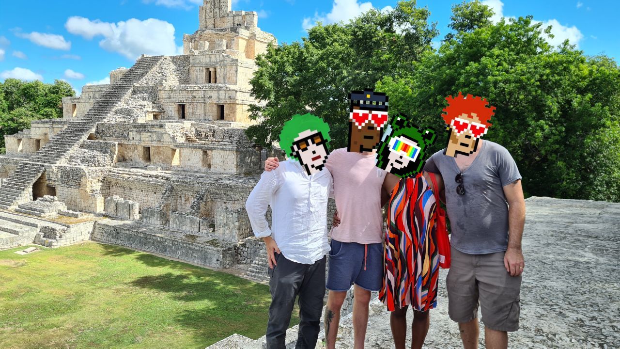 Hive punk gang in Edzná Mayan reuins in Campeche, Mexico 🇲🇽