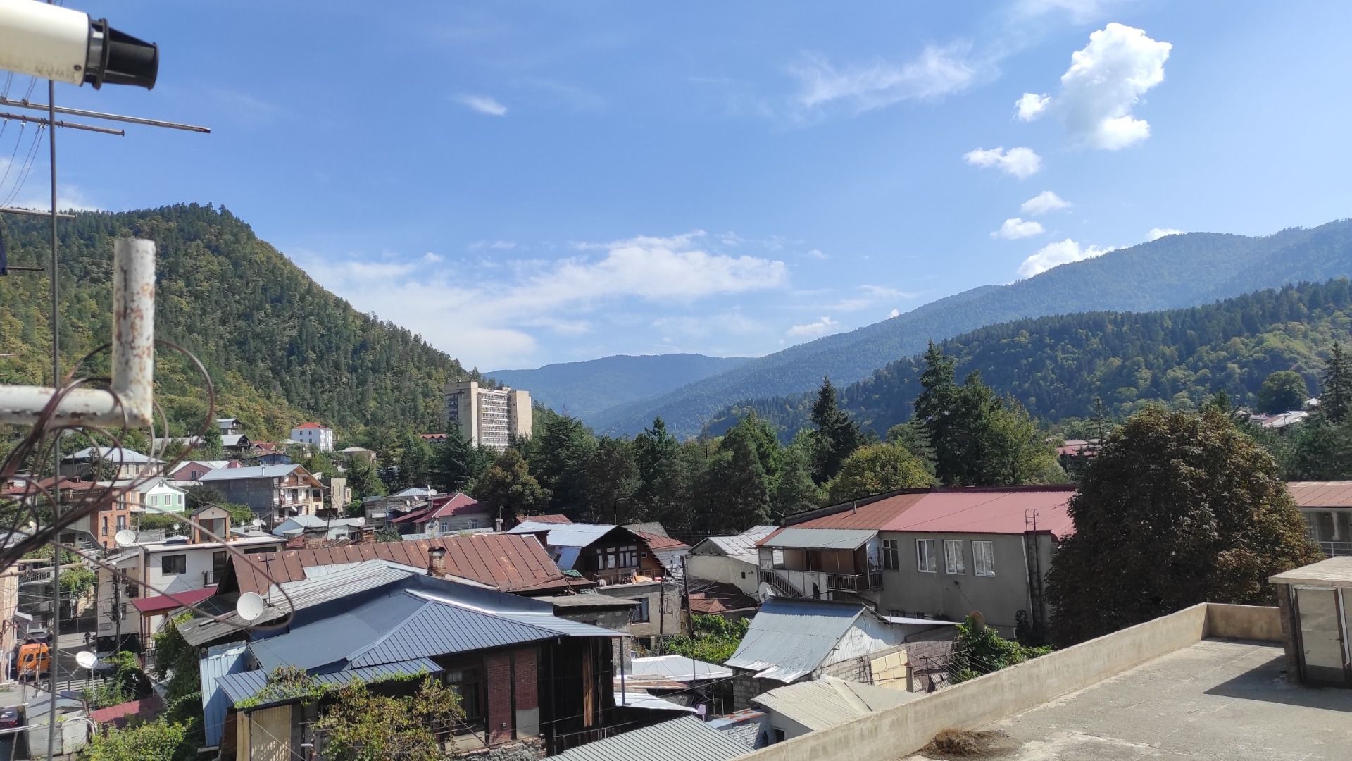 A Booking Nightmare: A Host of Horror