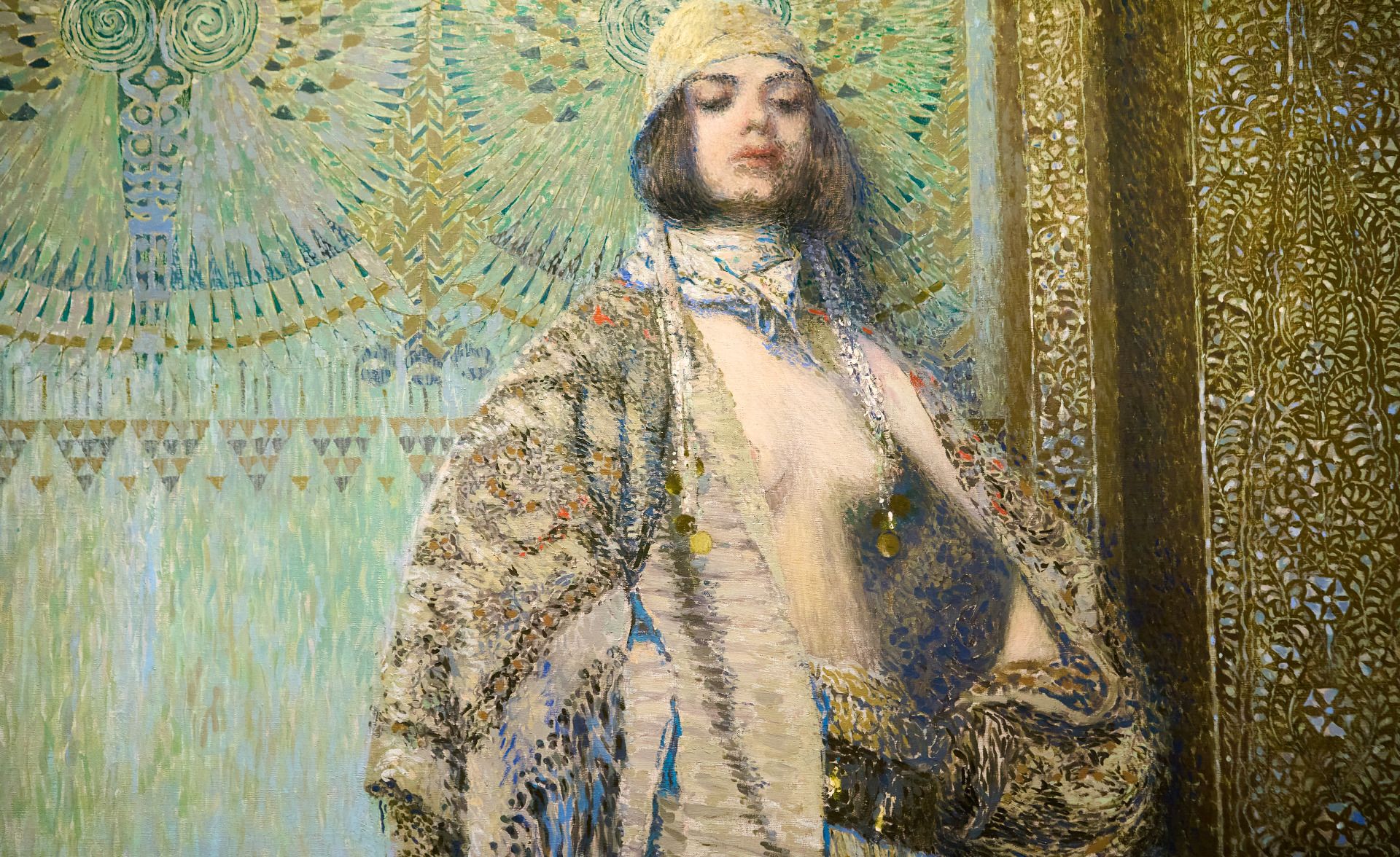 Yerevan National Gallery's Permanent Russian and Armenian Art Exhibitions 
