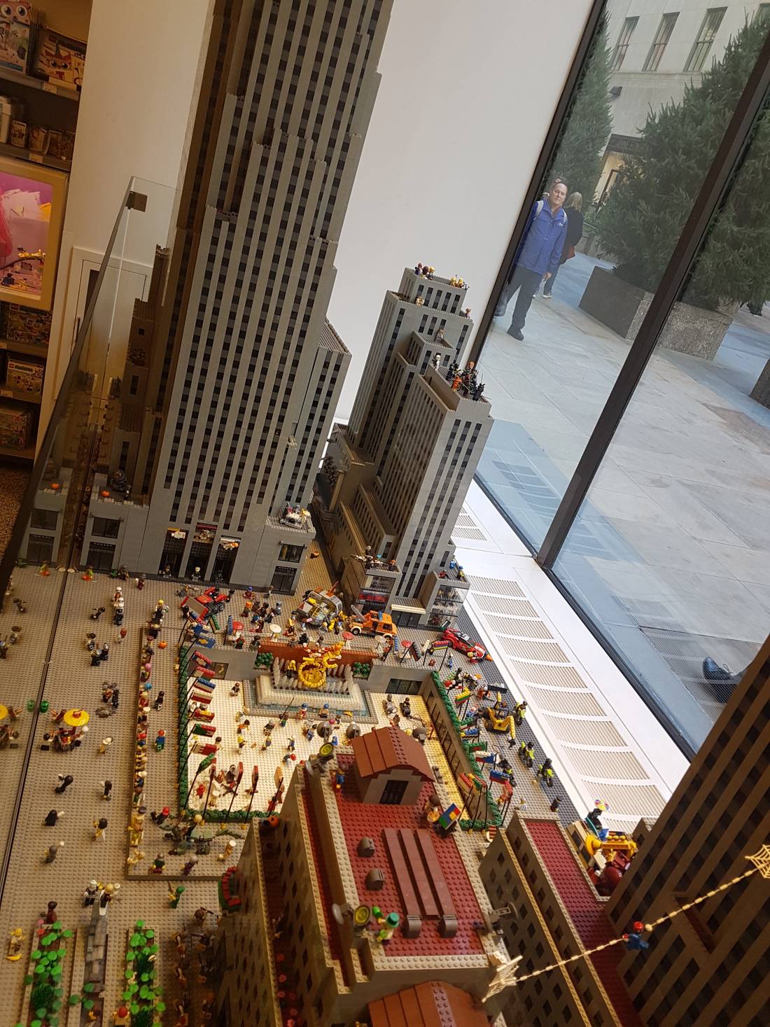 Lego model of the Rockefeller Centre