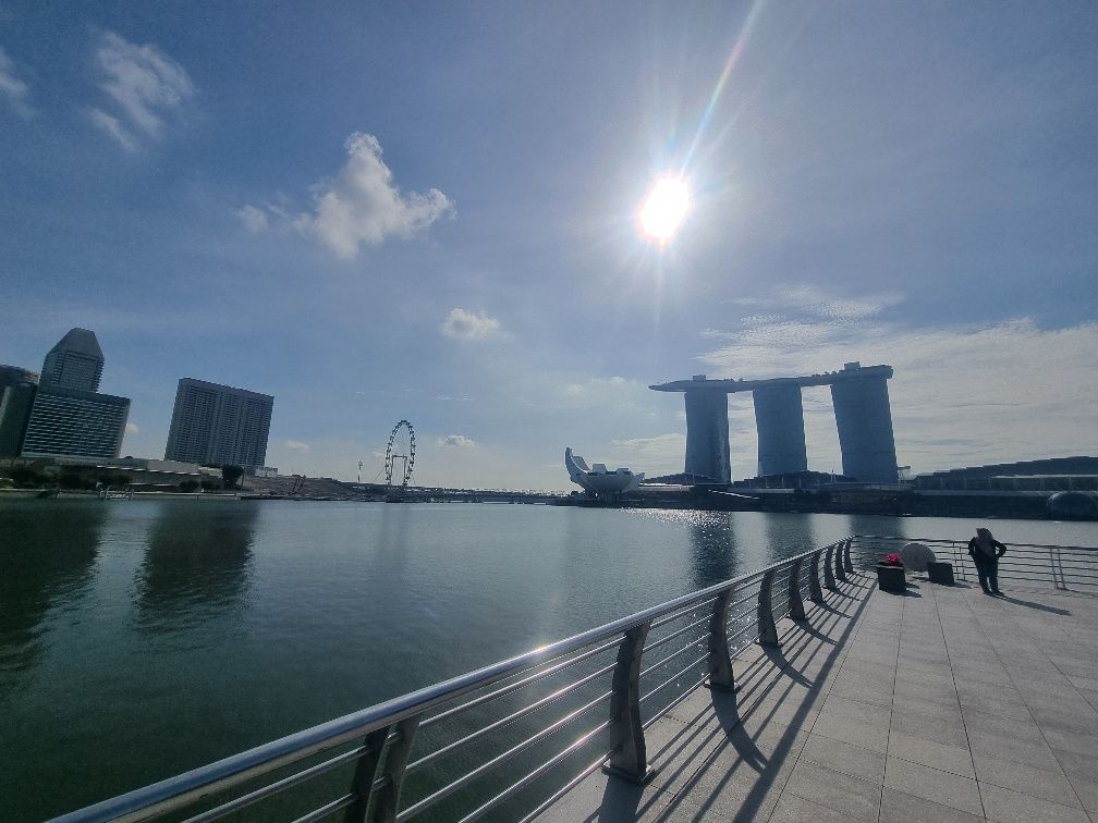 Even without there Merlion there was still looks to see around the Marina.