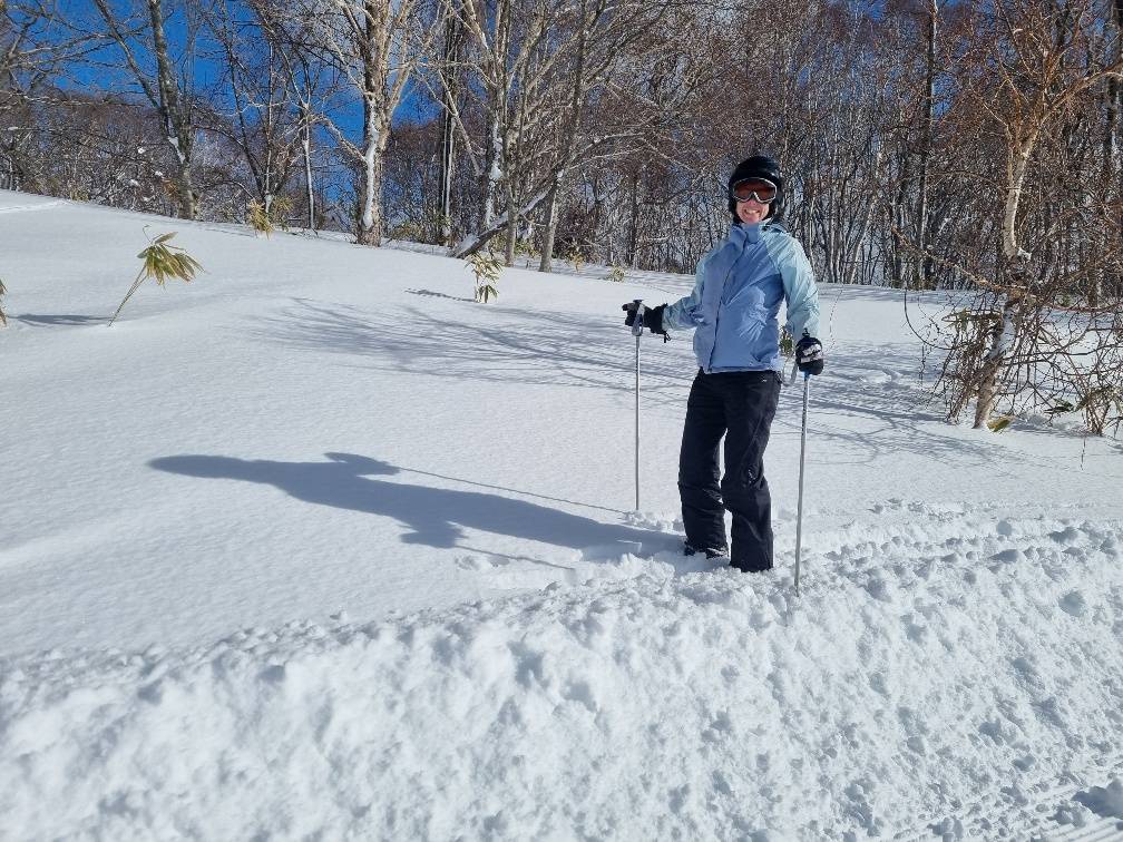 It was the first time we had experienced light super dry snow @consciouscats boots and skies disappeared just of the main groomed trail. ”Jpow” they call it Japanese power snow.
