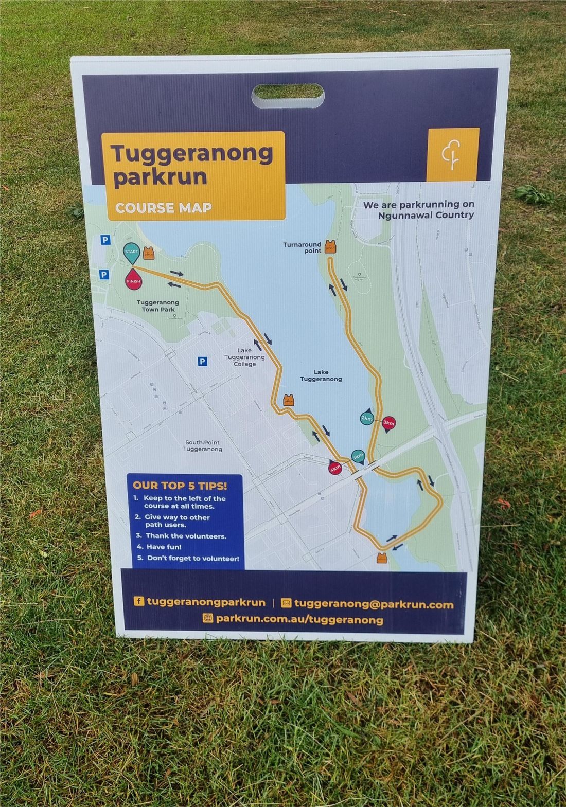 I really liked the out and back course around the lake. It had water views the whole way, on a wide path with plenty of room for passing and overtaking. Not that I did much of that just jogging this one making sure not to injure my ankle again.