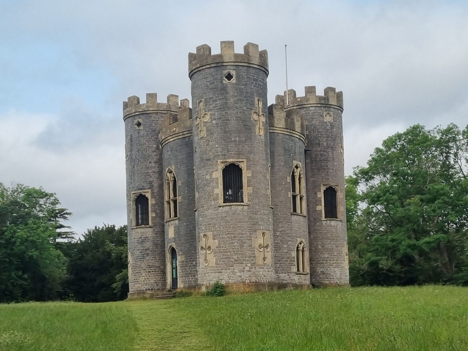 The Castle or folly as one local described it. I suppose it was more just a tower but still interesting enough for a Australian tourist. None of parkruns have one back home.