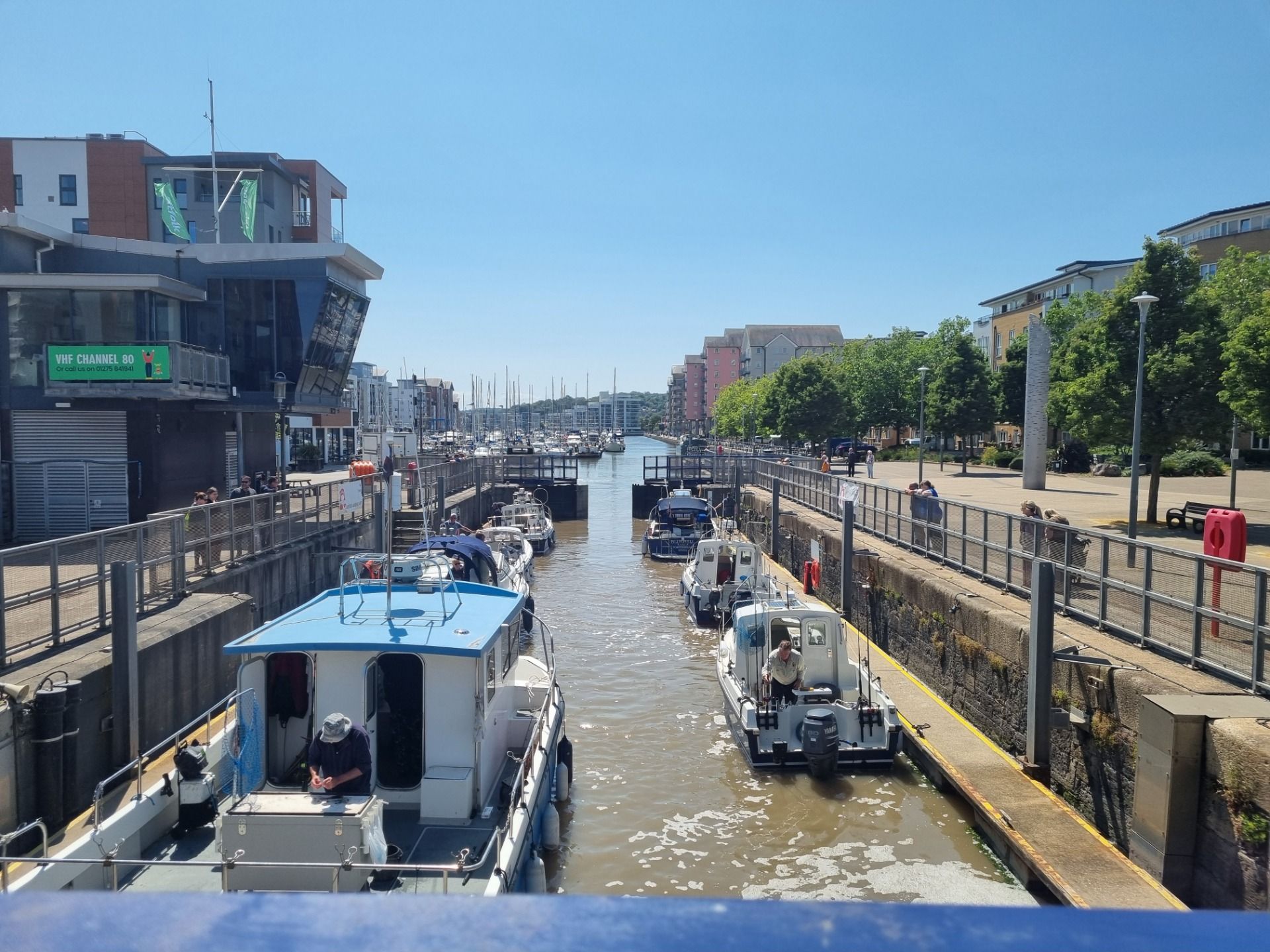 We had lunch at the marina and saw the loch in action.