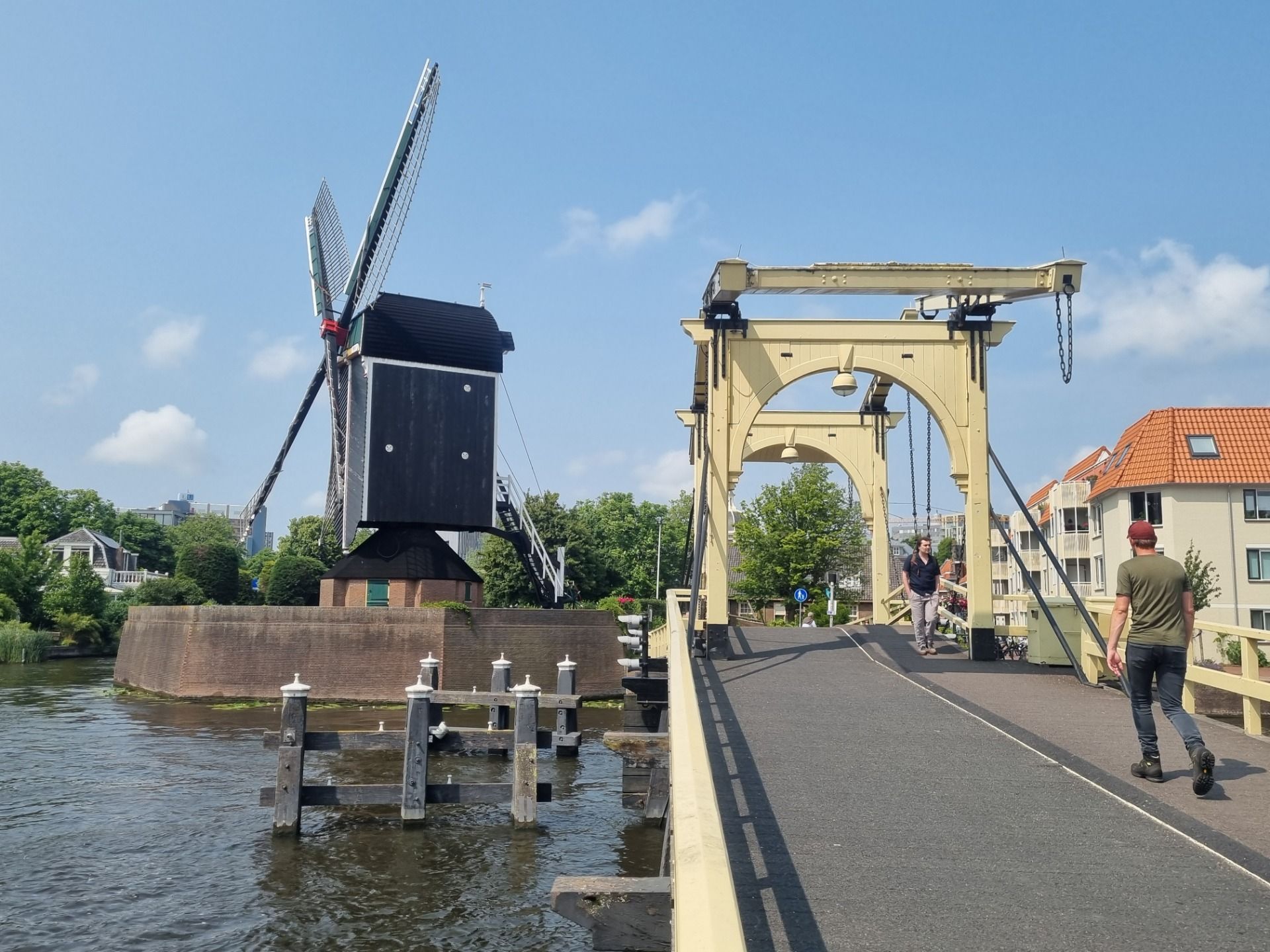 Leiden had two wind mills.