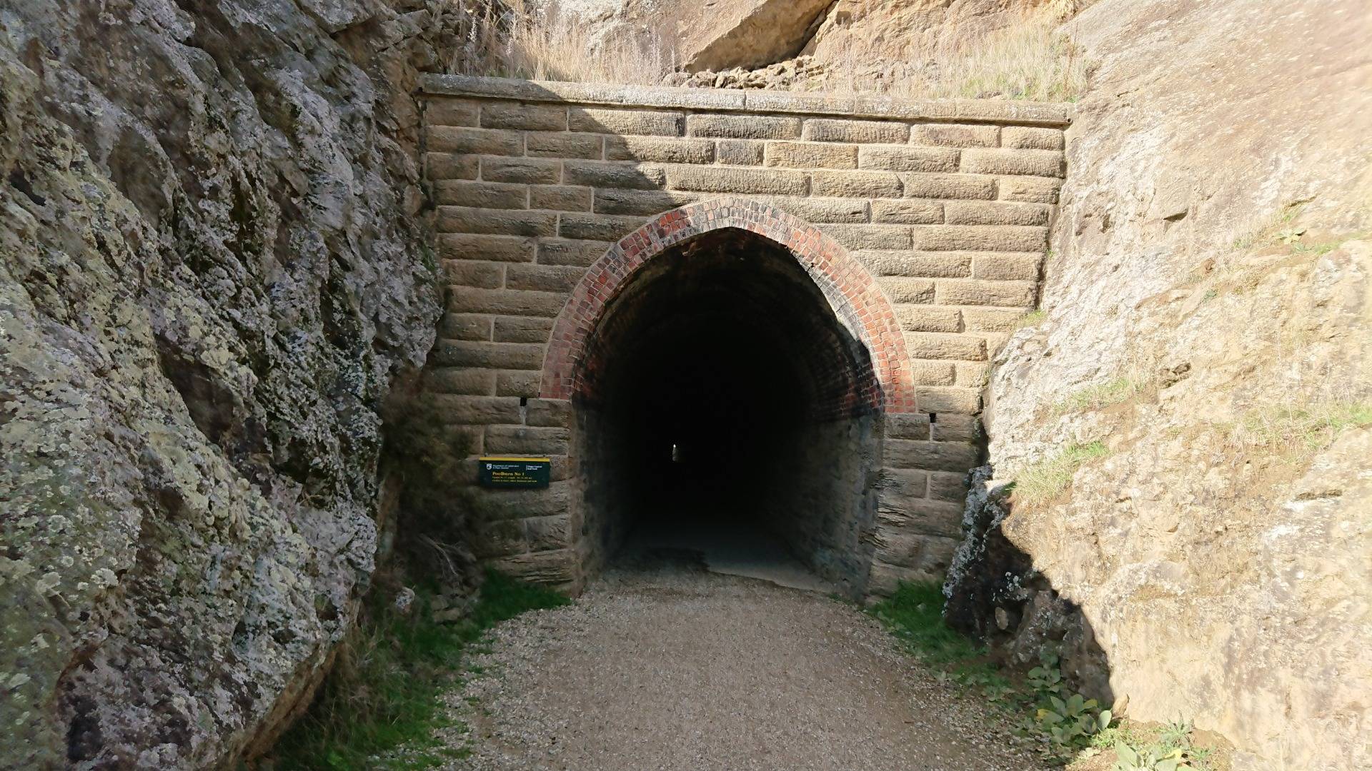 You can see the brick work at the entrance of the tunnel, which lasts for around 10m before the bare rock is exposed inside
