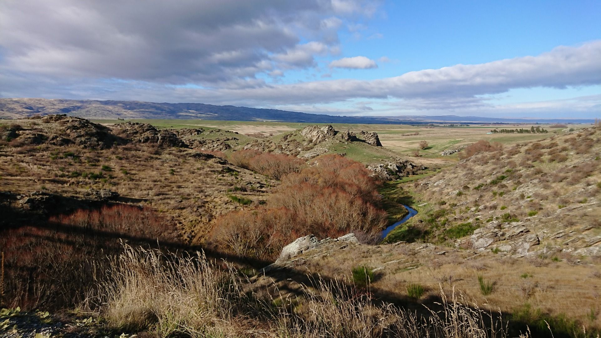 ...and offers great views across the gorge...