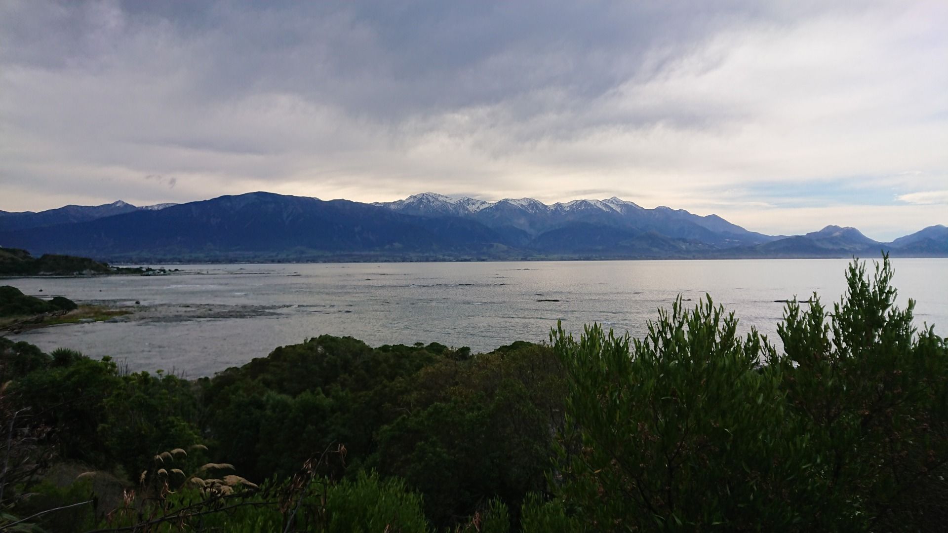 Views of the Seaward Valley Mountain range from Point Kean Viewpoint