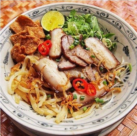 Cao Lau