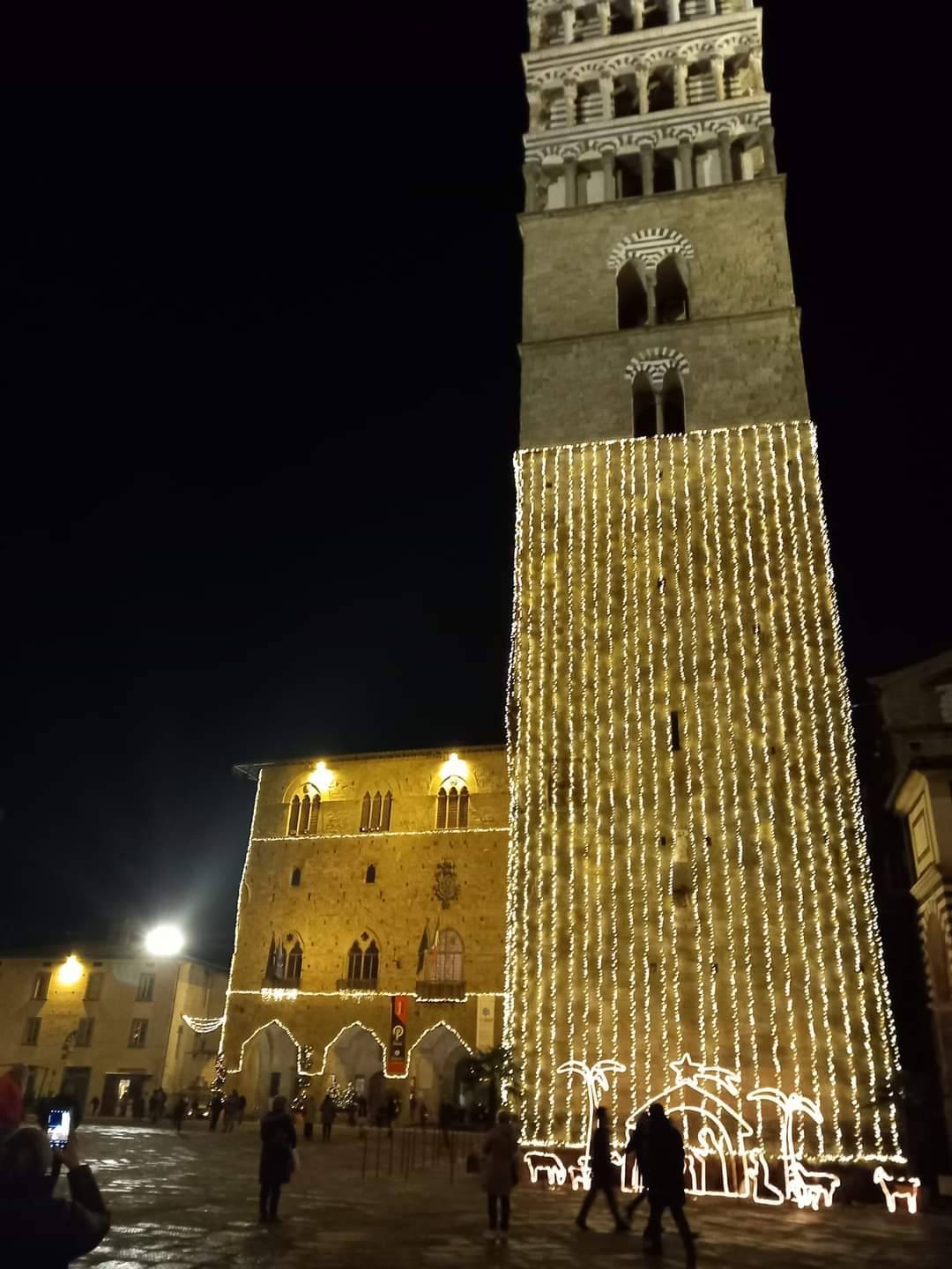 I took this photo in the most famous square of Pistoia, piazza duomo , this is the bell tower, a quite High tower, builded in the middle ages on a previous longobard tower, the tower is almost 67 meters and in some days of the year you can visit it and making amazing photos from the most high point.